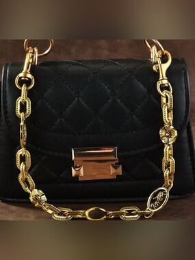 Oval Gold Chain for Decorating Bags